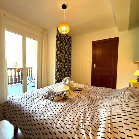 Le Ptit Montagnard Clim Terrasse Velo Cols アパート La Chambre